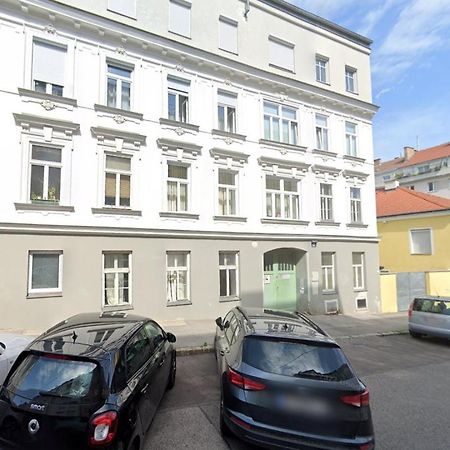 Zeus Design Apartment Schlosspark Schoenbrunn Vienna Esterno foto