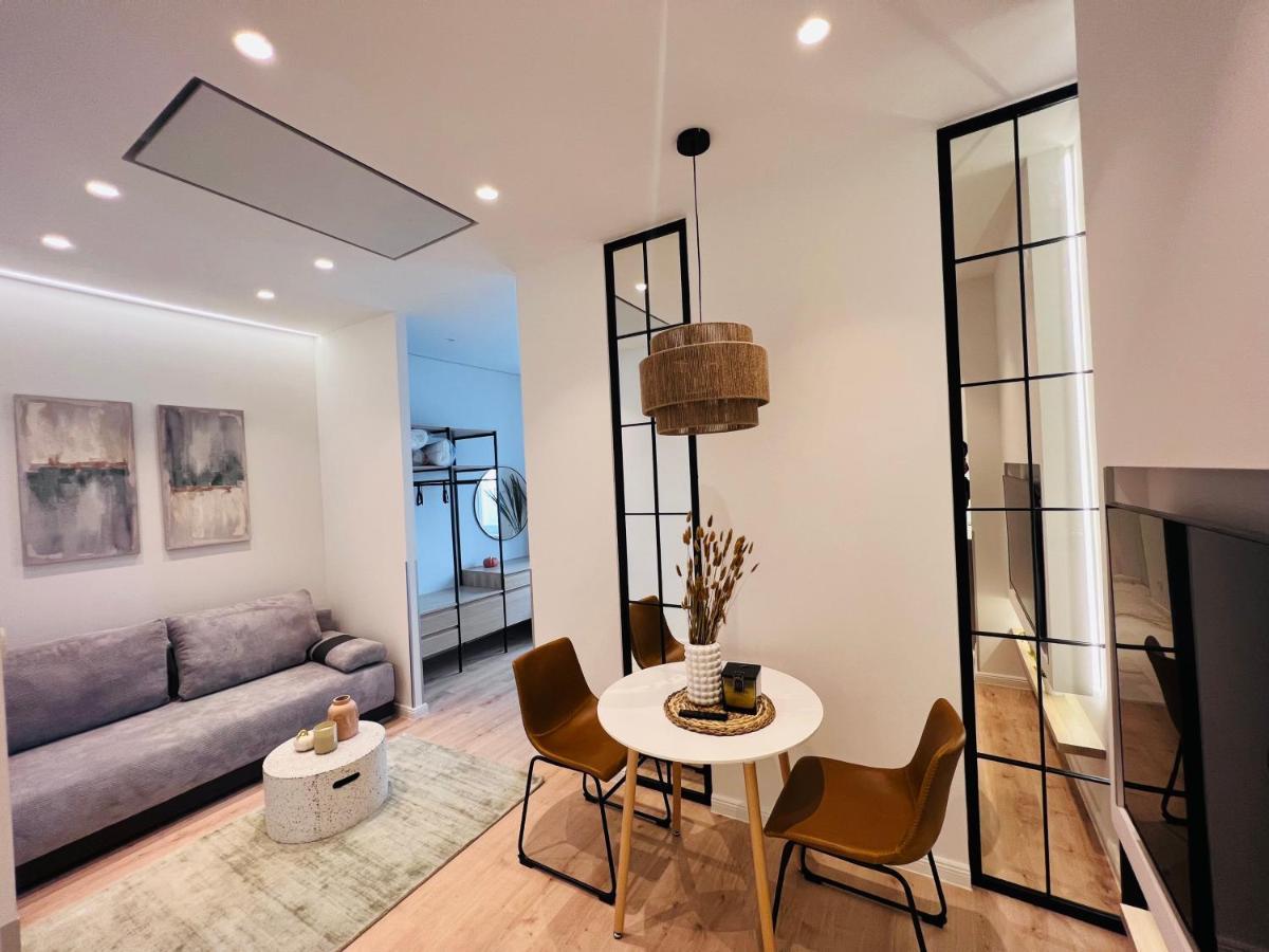 Zeus Design Apartment Schlosspark Schoenbrunn Vienna Esterno foto