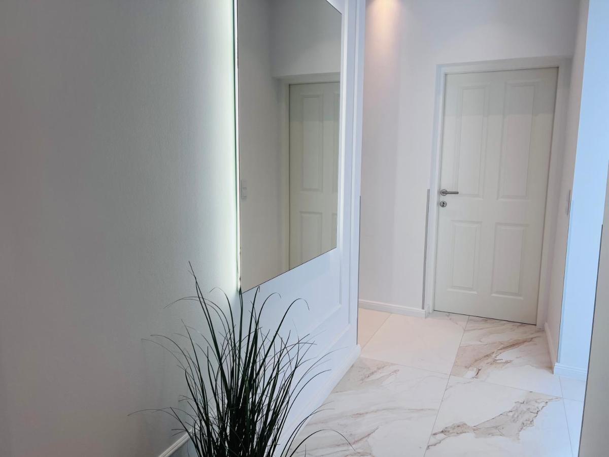 Zeus Design Apartment Schlosspark Schoenbrunn Vienna Esterno foto