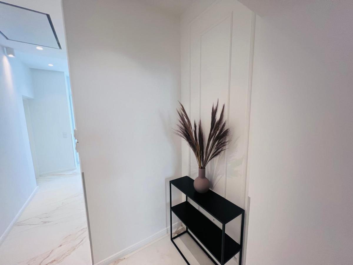 Zeus Design Apartment Schlosspark Schoenbrunn Vienna Esterno foto
